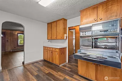 412 119th Street S, Tacoma, WA 98444 - Photo 12