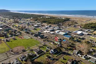 208 NE 2nd St, Long Beach, WA 98631 - Photo 34