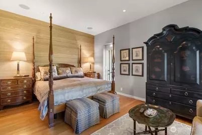 1640 Magnolia Boulevard W, Seattle, WA 98199 - Photo 16