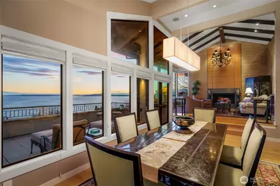 1640 Magnolia Boulevard W, Seattle, WA 98199 - Photo 6