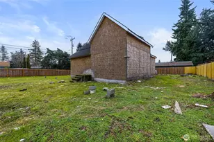 11205 12th Ave SW, Seattle, WA 98146 - Photo 12