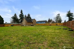 11205 12th Ave SW, Seattle, WA 98146 - Photo 16