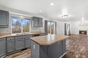 12605 225th St E, Graham, WA 98338 - Photo 8