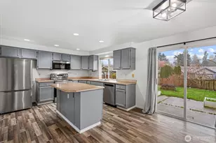 12605 225th St E, Graham, WA 98338 - Photo 6