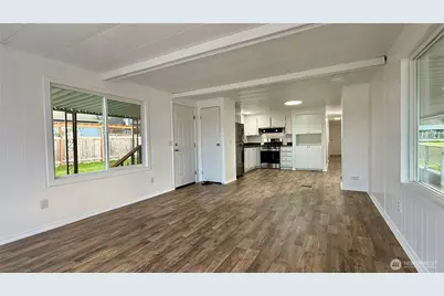 2725 E Fir Street #9, Mount Vernon, WA 98273 - Photo 8