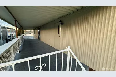 2725 E Fir Street #9, Mount Vernon, WA 98273 - Photo 20