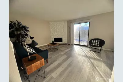 14510 124th Avenue NE #141B, Kirkland, WA 98034 - Photo 2