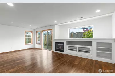 3225 156th Street SW #3, Lynnwood, WA 98087 - Photo 4