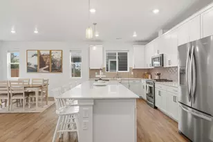 4933 88th Dr NE, Marysville, WA 98270 - Photo 8