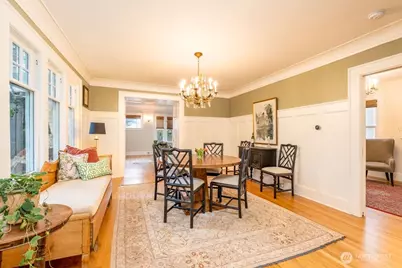 106 NE 46th Street, Seattle, WA 98105 - Photo 6