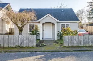 65 NW Shintaffer St, Castle Rock, WA 98611 - Photo 2