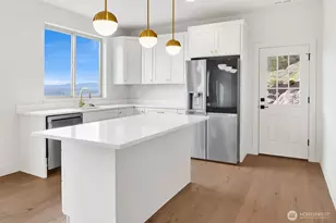 1030 Tinas Coma Dr, Burlington, WA 98233 - Photo 32