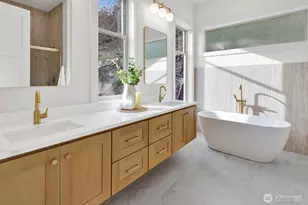 1030 Tinas Coma Dr, Burlington, WA 98233 - Photo 16