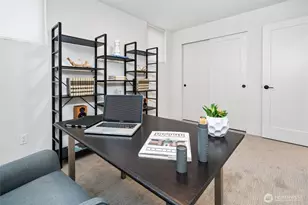 4517B Sunnyside Ave N, Seattle, WA 98103 - Photo 22