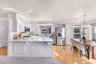 11302 Ohde Cir, Kirkland, WA 98033 - Photo 14