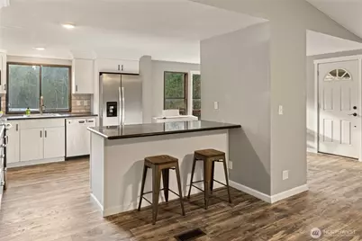 37639 324th Place SE, Enumclaw, WA 98022 - Photo 10