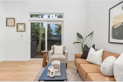 2104 1st Avenue N, Seattle, WA 98109 - Photo 8