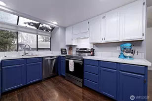 15120 Sunwood Blvd, Seattle, WA 98188 - Photo 6