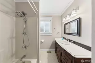 1205 35th St, Anacortes, WA 98221 - Photo 20