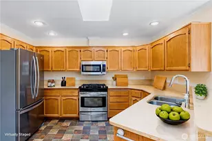 1205 35th St, Anacortes, WA 98221 - Photo 6