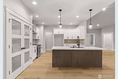 7864 Beach Drive E, Port Orchard, WA 98366 - Photo 12