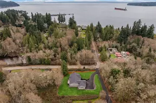 7864 Beach Dr E, Port Orchard, WA 98366 - Photo 38