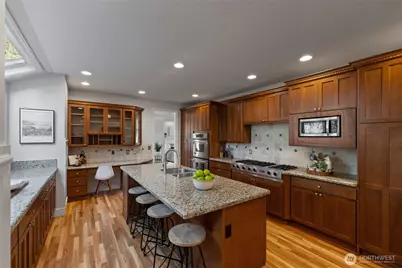 16209 205th Place SE, Renton, WA 98059 - Photo 10