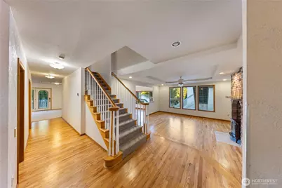 2115 Fairway Lane, Oak Harbor, WA 98277 - Photo 10