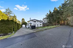 2115 Fairway Ln, Oak Harbor, WA 98277 - Photo 4