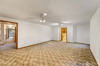 2115 Fairway Lane, Oak Harbor, WA 98277 - Photo 32