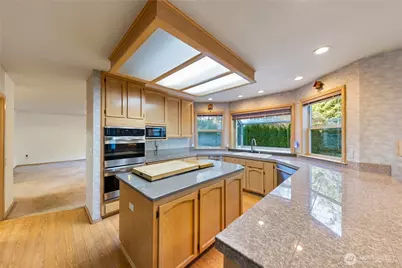 2115 Fairway Lane, Oak Harbor, WA 98277 - Photo 12