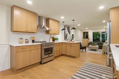 715 27th Avenue, Seattle, WA 98122 - Photo 12