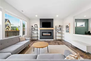 20804 79th St E, Bonney Lake, WA 98391 - Photo 6