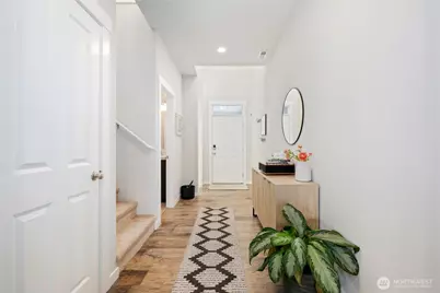 20804 79th Street E, Bonney Lake, WA 98391 - Photo 4