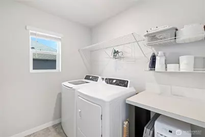 20804 79th Street E, Bonney Lake, WA 98391 - Photo 32