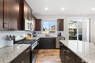 20804 79th St E, Bonney Lake, WA 98391 - Photo 10