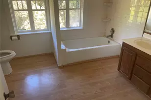 20410 SE 8th St, Sammamish, WA 98074 - Photo 4