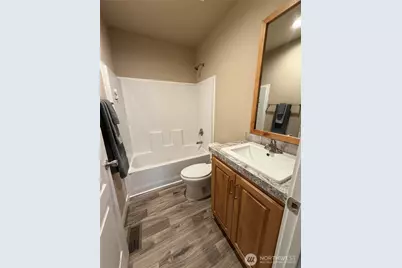 2010 Broadway Avenue #20, Hoquiam, WA 98550 - Photo 22