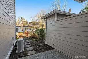 22495 SE 37th Terrace, Issaquah, WA 98029 - Photo 22