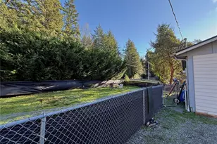 21 E Vashon Pl, Shelton, WA 98584 - Photo 16