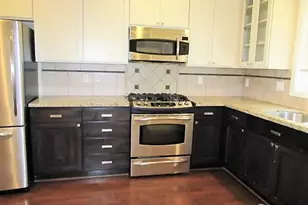 421 Federal Ave E, Seattle, WA 98102 - Photo 8