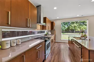 10526 SE 277th Pl, Kent, WA 98030 - Photo 14