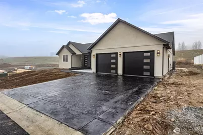 114 Vineyard View Lane, Yakima, WA 98901 - Photo 2