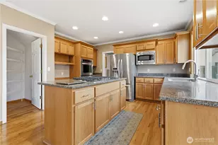 1748 268th Pl SE, Sammamish, WA 98075 - Photo 10
