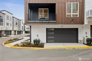 12237 137th Pl NE, Redmond, WA 98052 - Photo 2