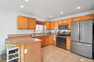 14921 Mountain View Ct SE, Yelm, WA 98597 - Photo 6