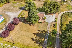 615 SW Camano Dr, Camano Island, WA 98282 - Photo 36