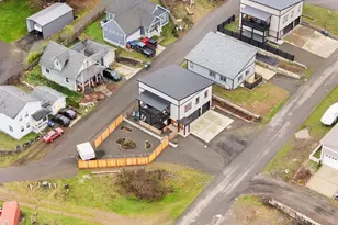 17 E Sellegren Rd, Allyn, WA 98524 - Photo 34