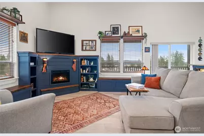 17 E Sellegren Road, Allyn, WA 98524 - Photo 10