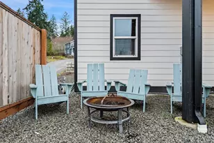 17 E Sellegren Rd, Allyn, WA 98524 - Photo 36